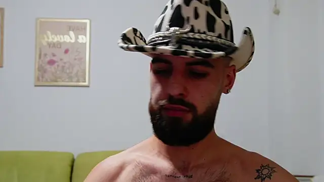 Živý XXX chat HairyRobxxx