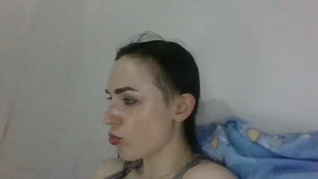 Czat XXX na żywo – Trinsy_Love