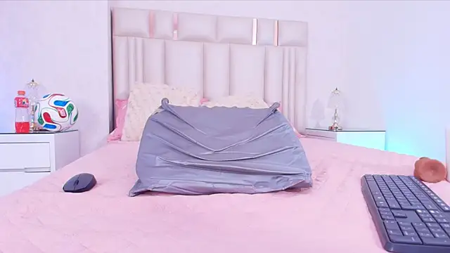 alanarose18 即時 XXX 聊天