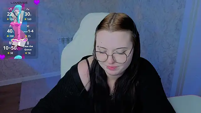 Kira_G0ld: онлайн-секс-чат