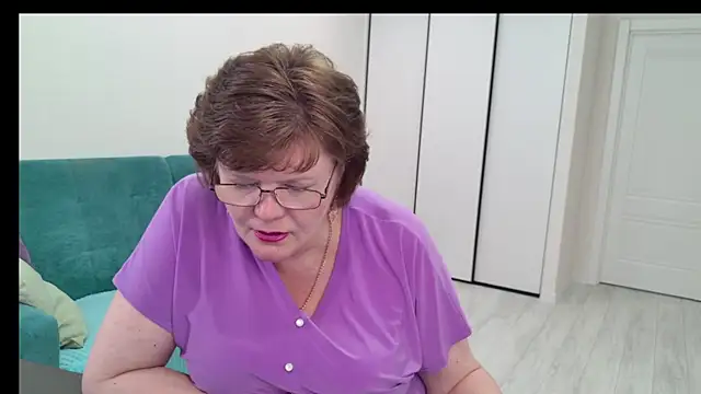 Sandra_Sunrise – Naživo XXX chat
