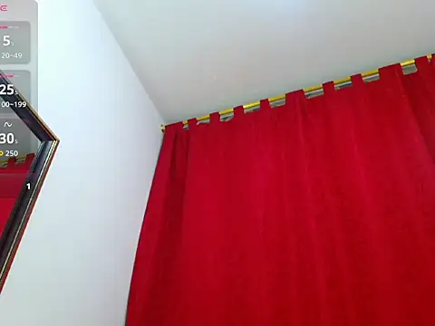 Katy_Jhomson's Live XXX Chat