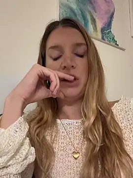 Ninalynnx 现场XXX聊天