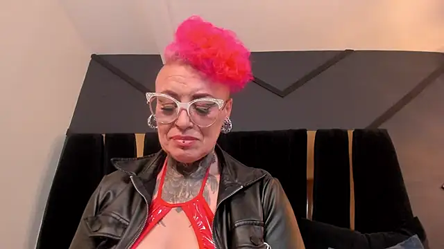 Czat XXX na żywo – mistress_sandy