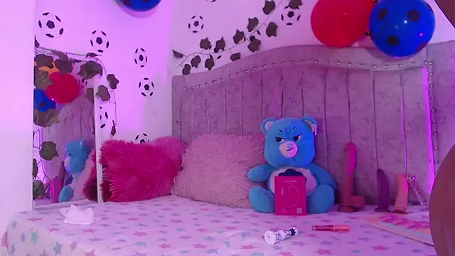 Tinyy_Star Chat XXX live
