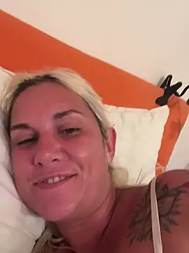 Sofia_beee's Live XXX Chat