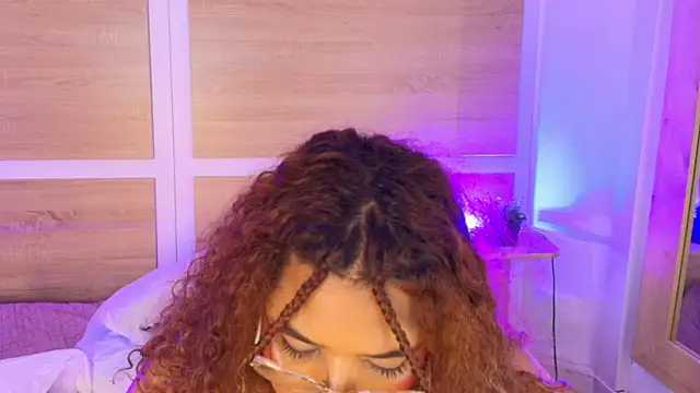 Chat +18 de Your_big_ebony_goddness ao vivo