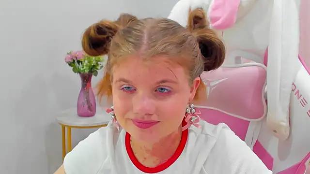 ChloeHalses Chat XXX live