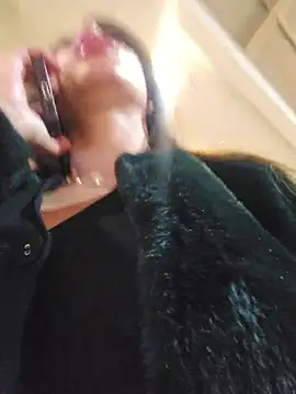 Karen_San_Miguel Pertunjukan Webcam