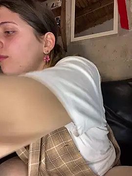 צ'אט XXX בשידור חי של FlorBich