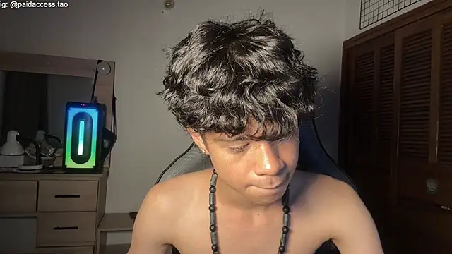 OopsAgain_のライブXXXチャット