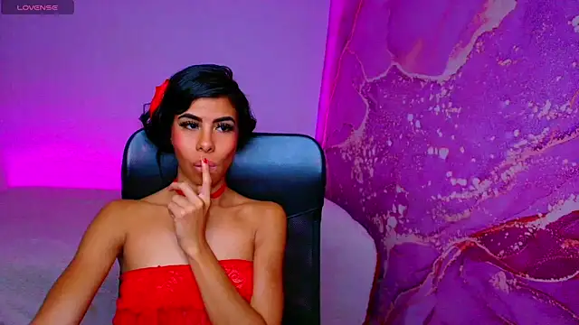 canela_salvaje Adlı Modelin Canlı XXX Sohbeti