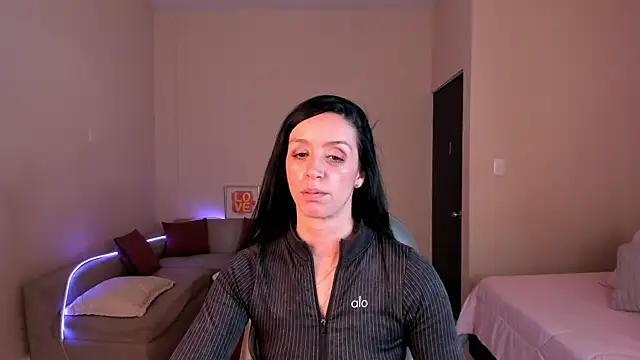Živý XXX chat Kristen_Garner