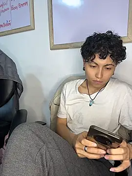 ian_mathias_ Live XXX-chat