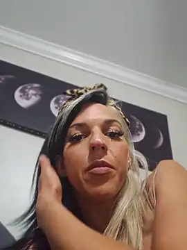 lil_jiggly's Live XXX Chat