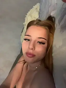 Immy_Megan Adlı Modelin Canlı XXX Sohbeti