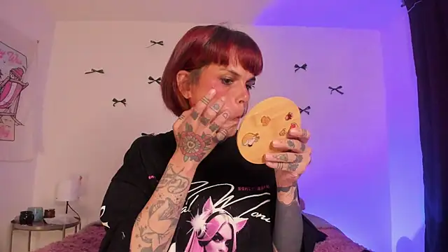 Chat +18 de Alessamoth ao vivo