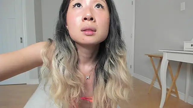 Jiwooe – Live XXX-chat