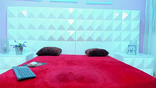 VenusDanielss' Live XXX Chat