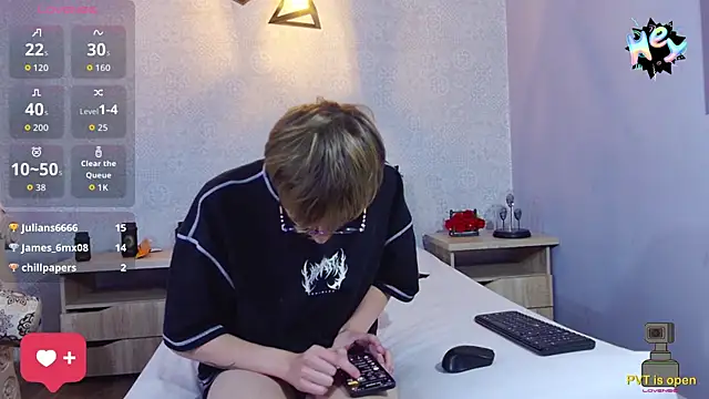 axell_stone_'s Live XXX Chat
