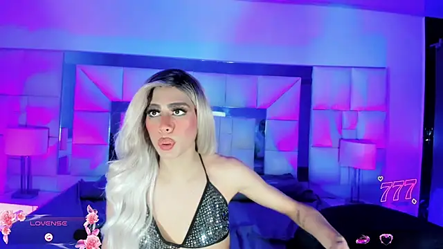Silvana_Boyer Adlı Modelin Canlı XXX Sohbeti