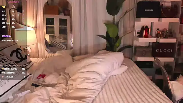 ParisianDoll Adlı Modelin Canlı XXX Sohbeti