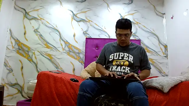 Chat XXX en directo de STEVEN-ANGEL