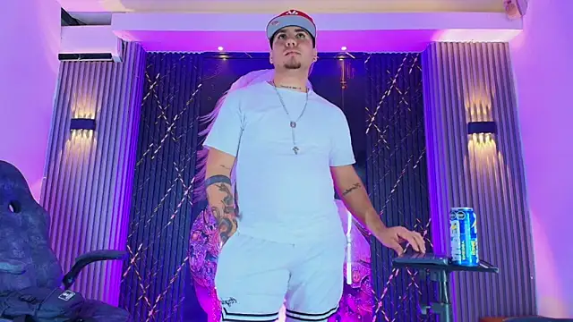 Chat +18 de Iam_Josue- ao vivo