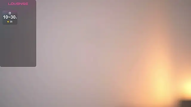 Chat +18 de ElaraShine ao vivo