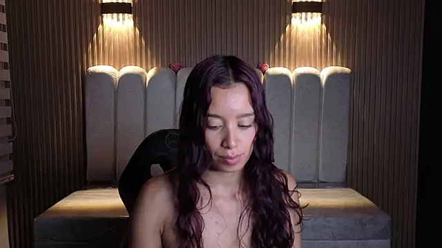 _Mia_Evans_1's Live XXX Chat