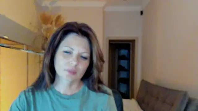 XXX chat uživo modela RaileReed