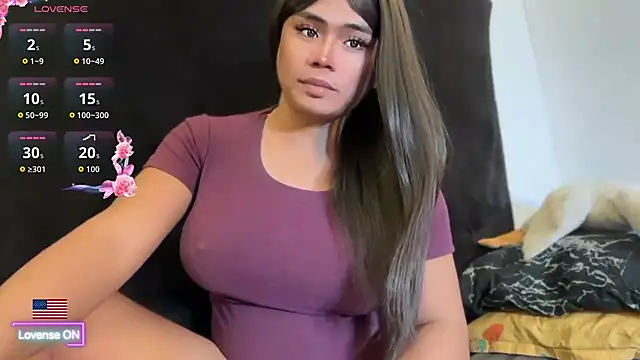 Show modela NyxaraSinDoll na web-kameri