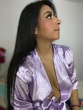 Chat +18 de miss__cataleya ao vivo