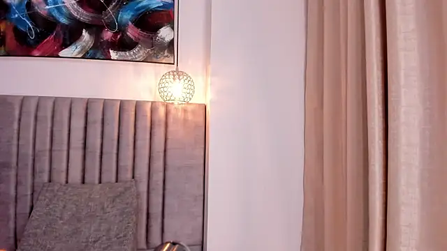 MaddyLovee_ Chat XXX in diretta