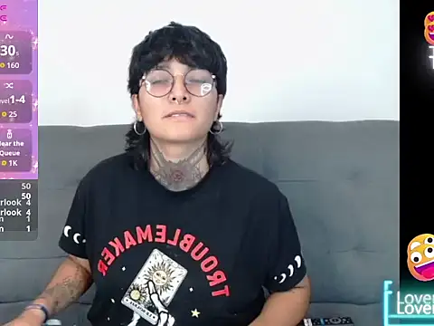 Chat XXX en directo de Ivyravens