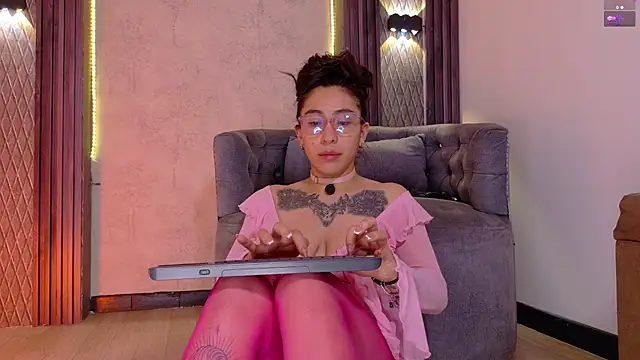 emma_rouse69 Live XXX-chat