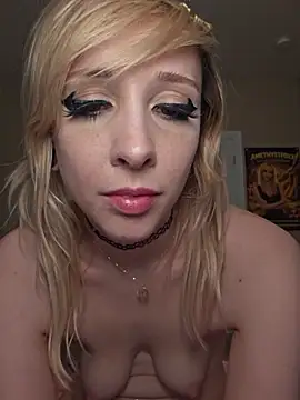 AmethystFoxx Chat XXX in diretta