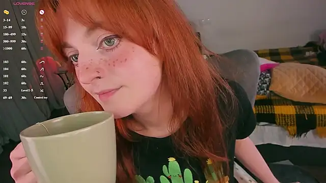 Chat XXX en directo de Alice_CutePerv