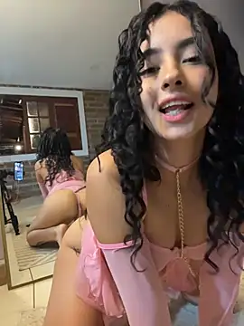 RosseMelody's Live XXX Chat