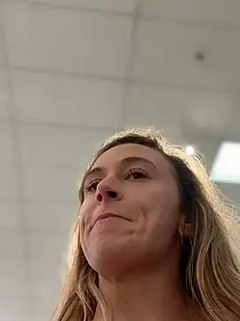 Živý XXX chat lunagirl13