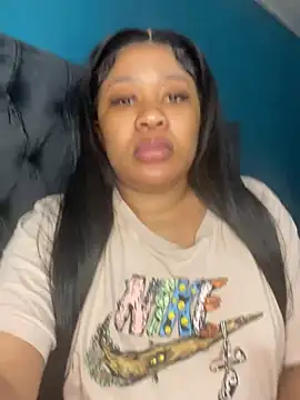 Chat XXX en directo de BlackBarbieX23