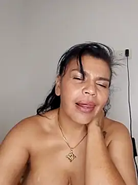 jennifer_squirt1 – Live XXX-chat