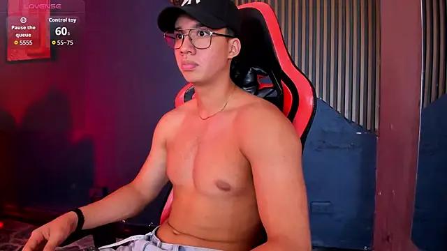 Axxel_Muscle – Naživo XXX chat