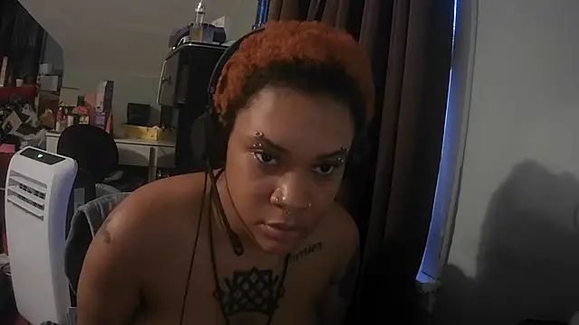 nickytheehawtie's Live XXX Chat