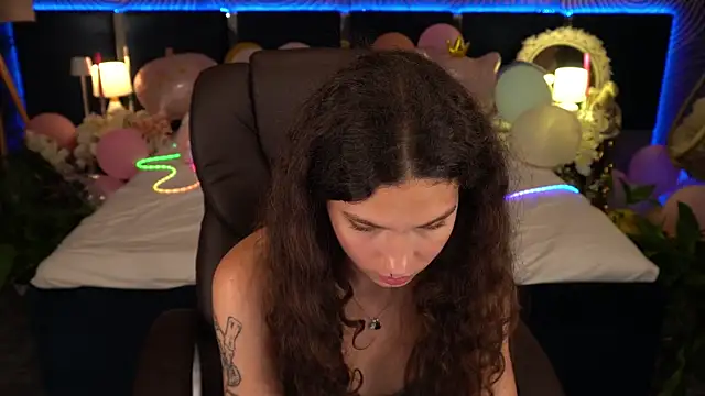 Czat XXX na żywo – BabyFlowerr