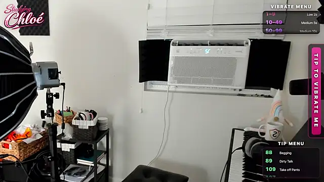 itschloelaurent Chat XXX in diretta