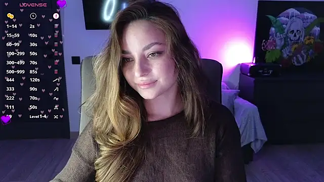 EdaFlower's Live XXX Chat