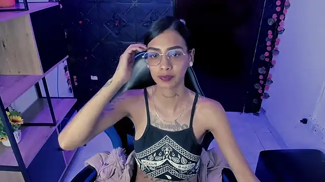 KarlaSlutSkinny__ live XXX chat