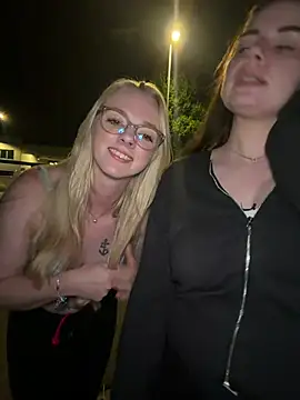 EllyNora Webcam Show