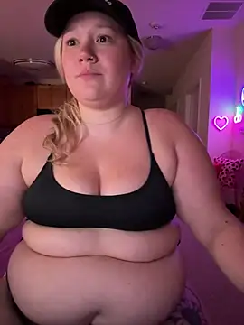 PiggyRose Chat XXX in diretta